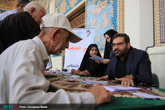 میز خدمت جهاددانشگاهی در مصلی نماز جمعه شیراز